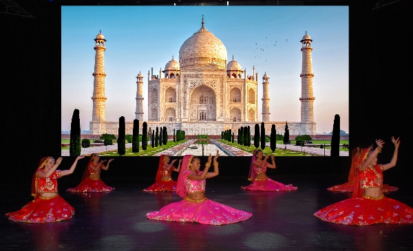 Voyage vers le soleil, par ISIS Danse Orientale